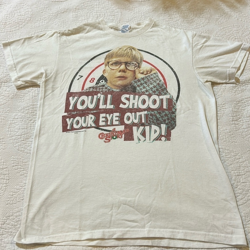 Vintage A Christmas Story Family Comedy Tee Shirt. Medium unisex
